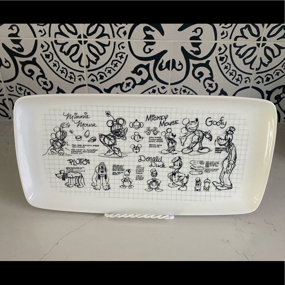 Disney Sketchbook Serving Tray Mickey Mouse & Friends Sketch Plate 13.5” NEW